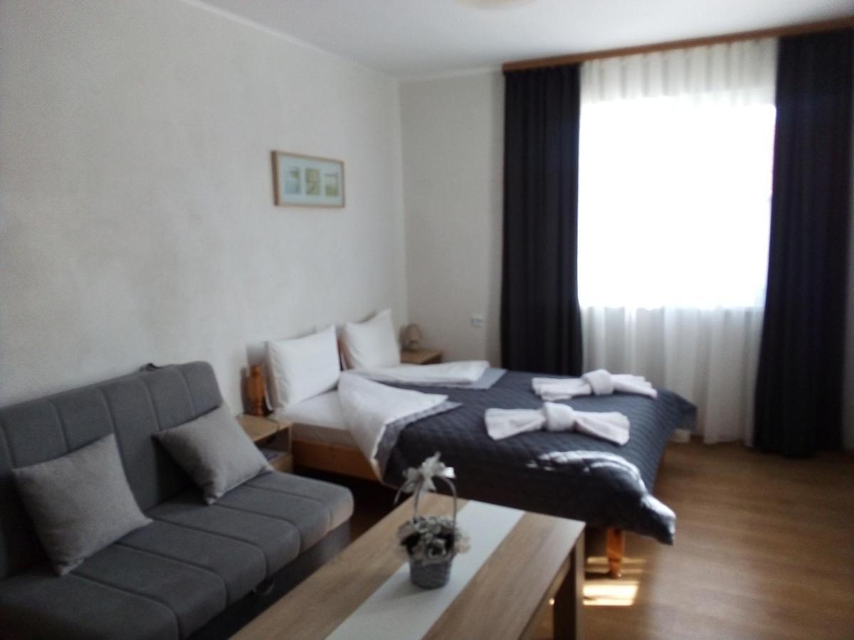 Holiday Guest House Kemo Sapareva Banya Ngoại thất bức ảnh