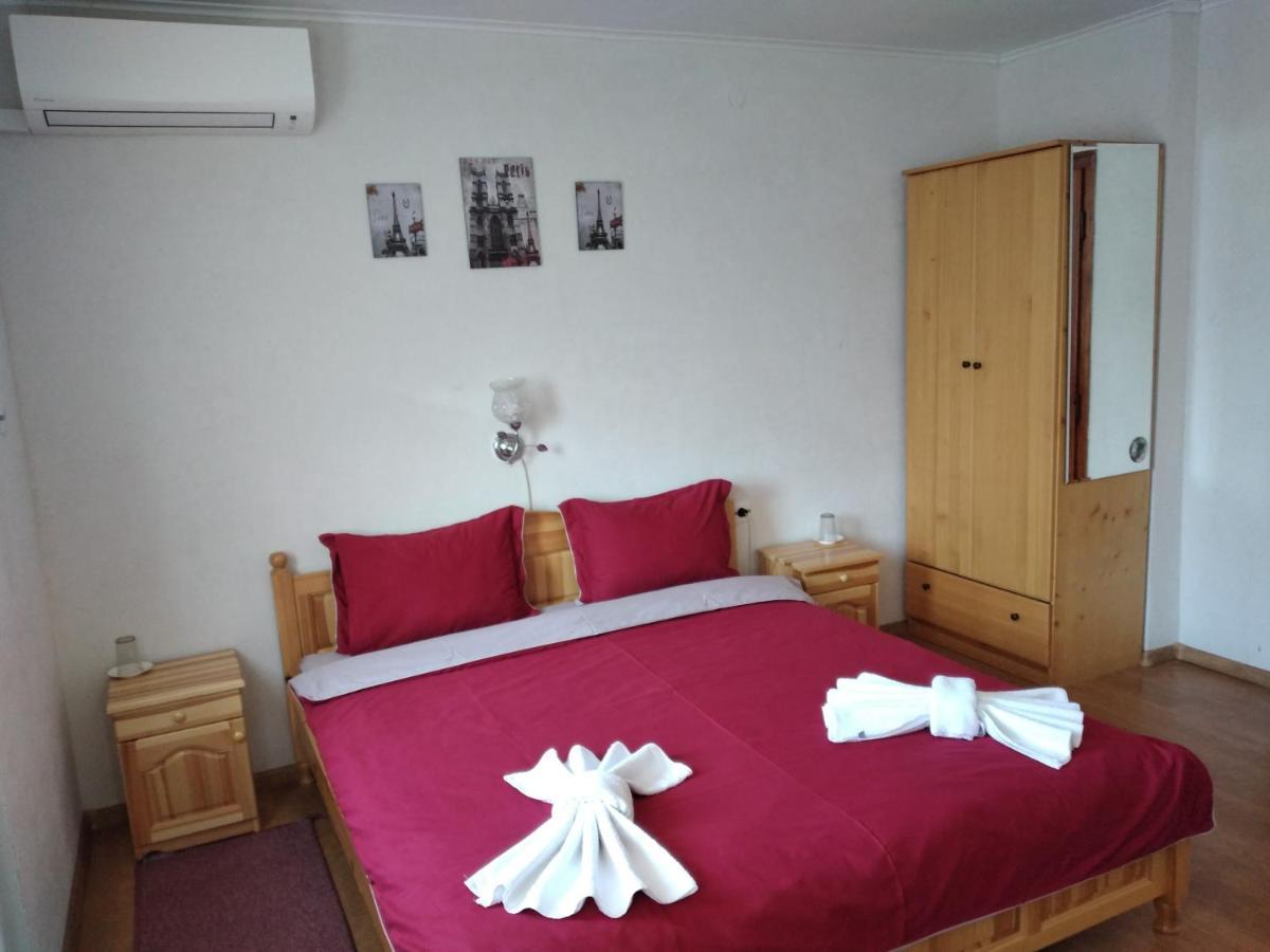 Holiday Guest House Kemo Sapareva Banya Ngoại thất bức ảnh