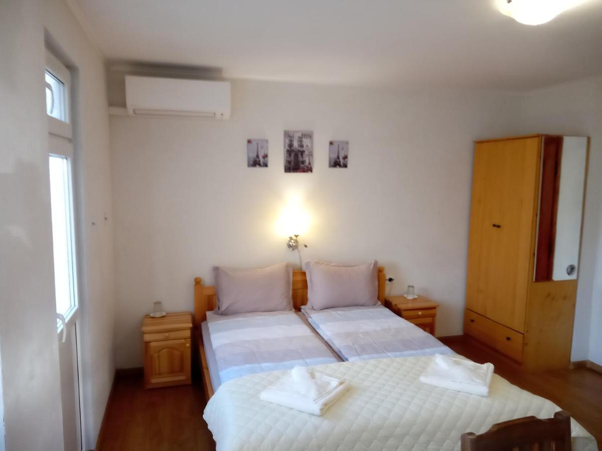 Holiday Guest House Kemo Sapareva Banya Ngoại thất bức ảnh