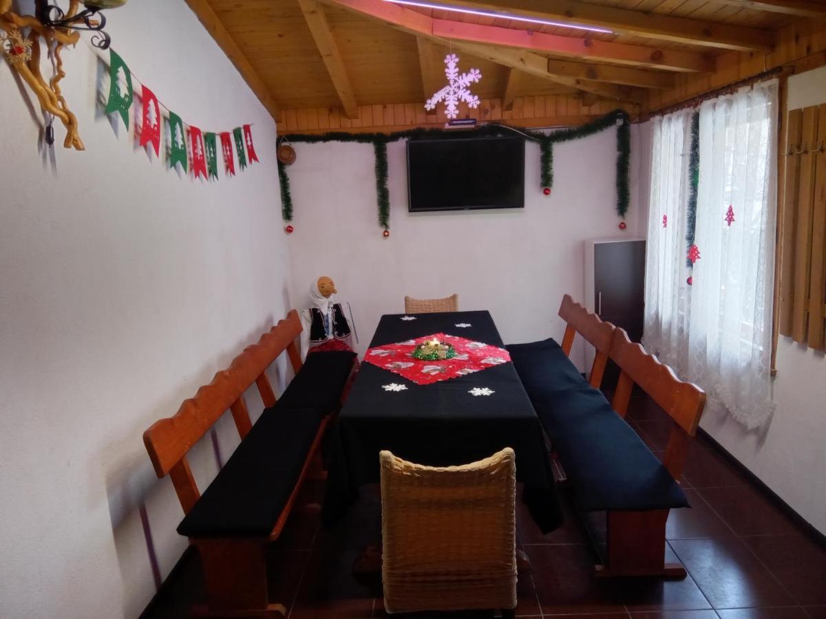 Holiday Guest House Kemo Sapareva Banya Ngoại thất bức ảnh